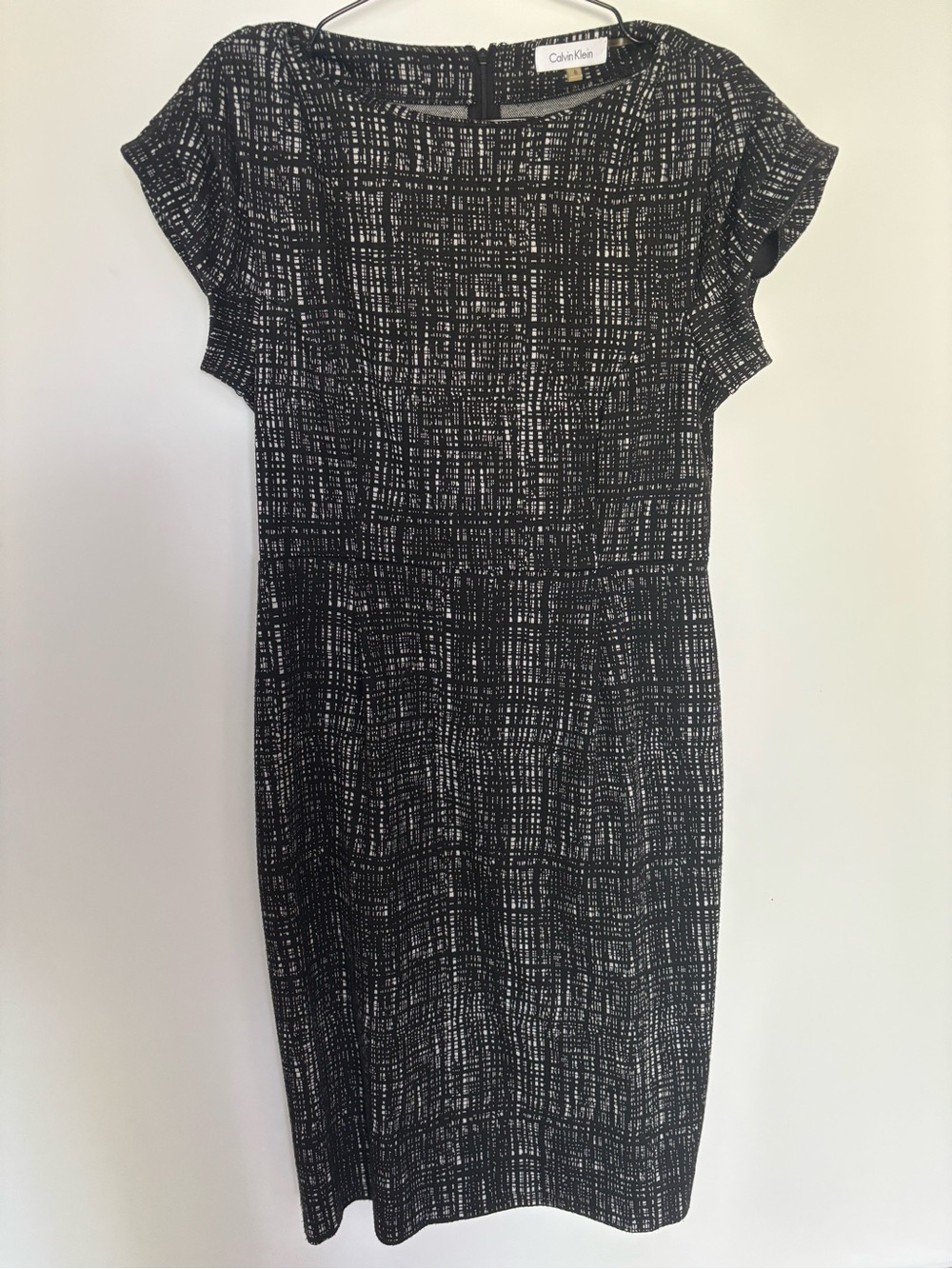Calvin Klein Black & White Grid-Texture Sheath Dress